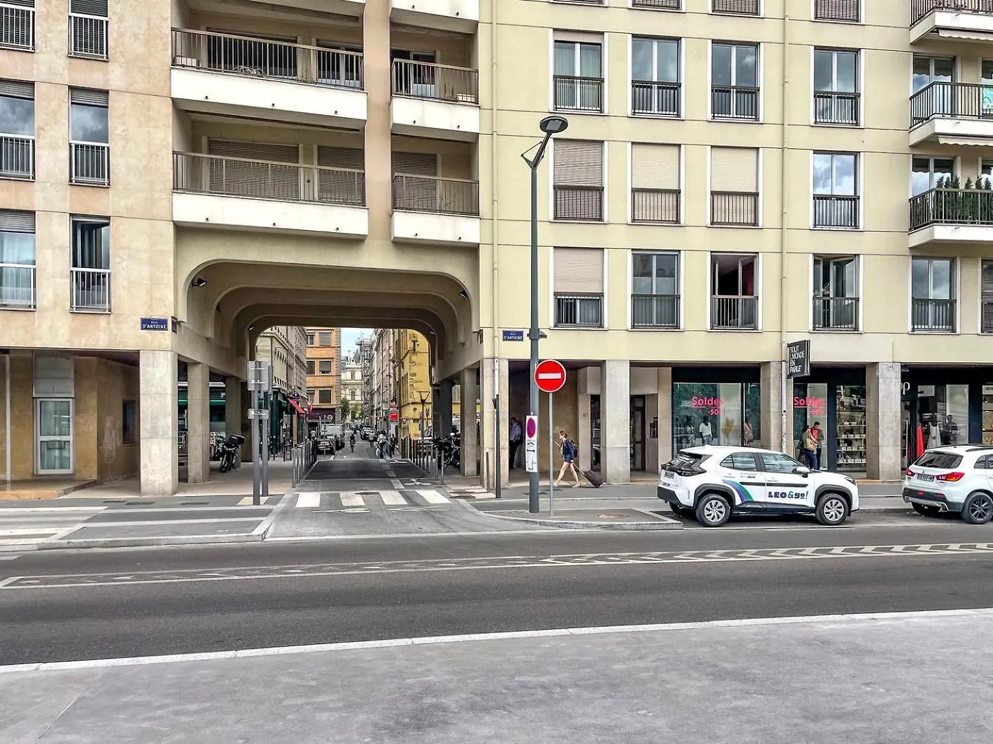 Daire Studio Hypercentre Avec Vue Sur Le Vieux Lyon Ail Fransa
