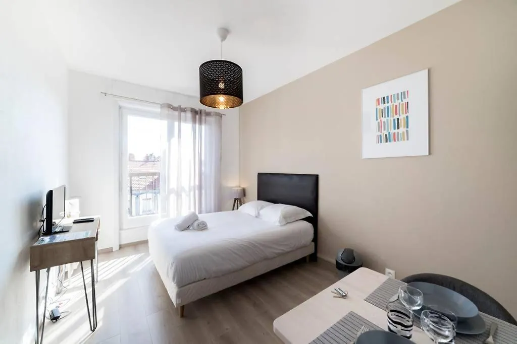 Studio Hypercentre Avec Vue Sur Le Vieux Lyon Ail