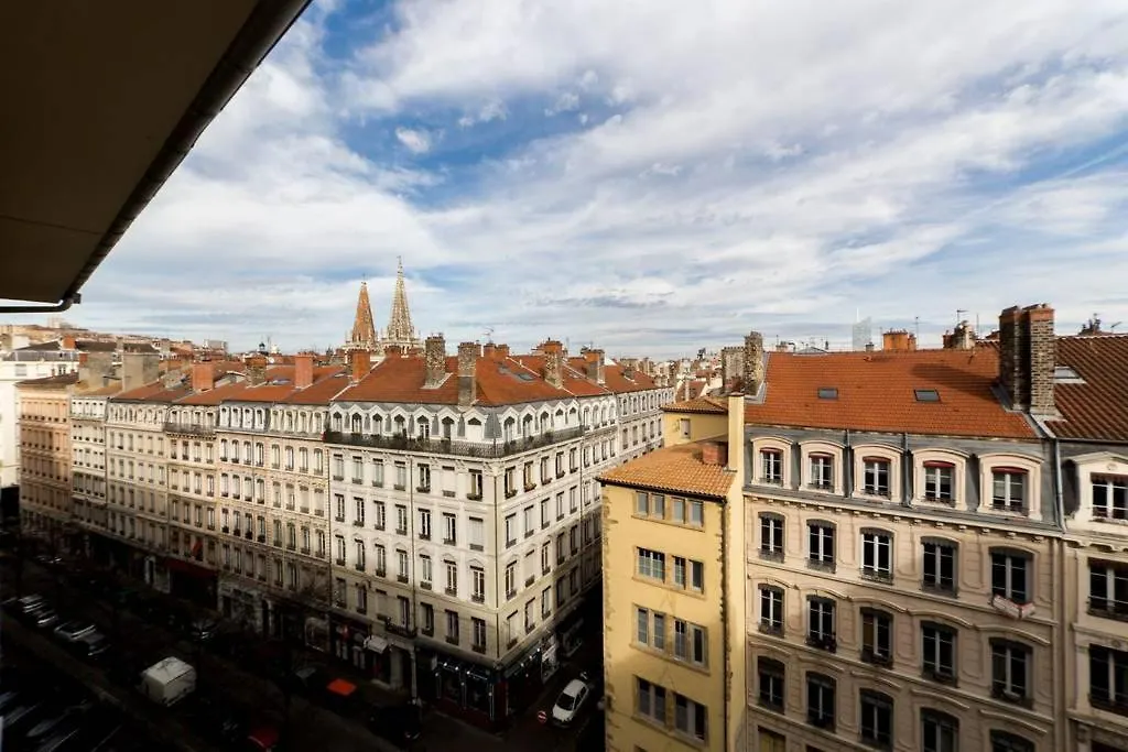 Studio Hypercentre Avec Vue Sur Le Vieux Lyon Ail France